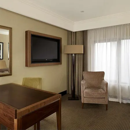 Doubletree By Hilton Victoria Ξενοδοχείο