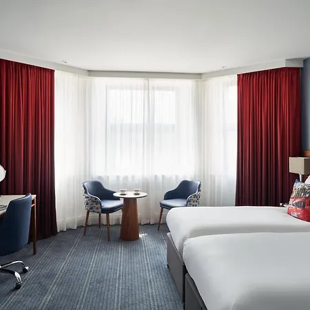 The Cumberland, 4*