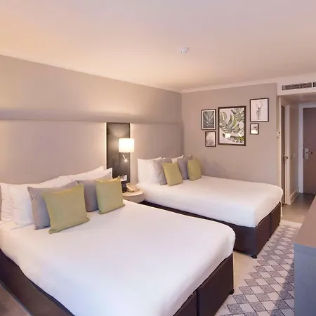 Doubletree By Hilton Kensington מלון לונדון