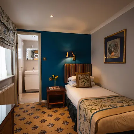 Hotel London Lodge Hotel 3*