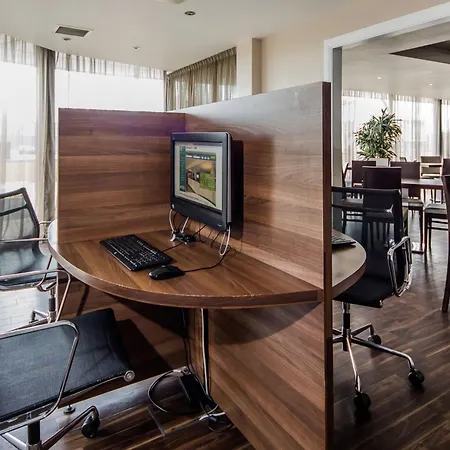 Express Royal Docks By Ihg Londres