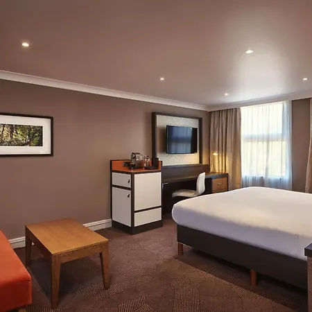 Hotel Doubletree By Hilton Ealing