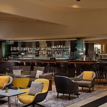 Hotel Park Plaza Victoria 4*