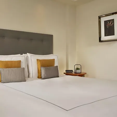 Park Plaza Victoria 4* Londýn