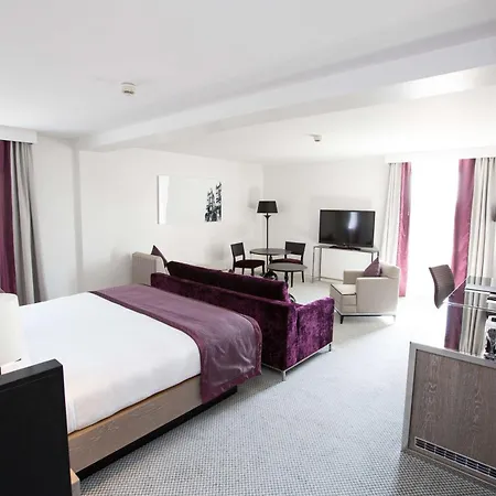 Hilton Angel Islington 4*