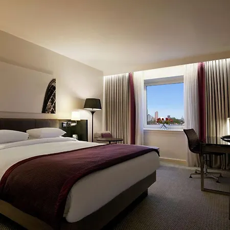 Hotel Hilton Angel Islington 4*