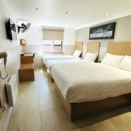 Eurotraveller Hotel- Express Otel 3*