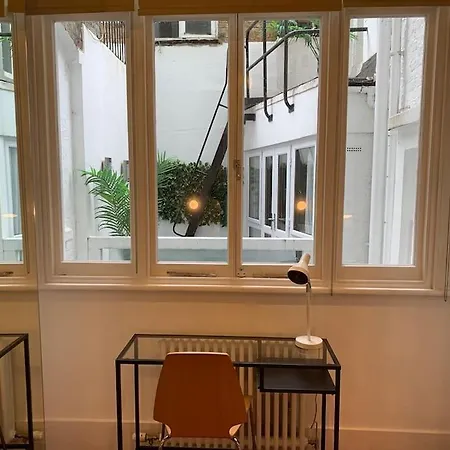 Apartment Hyde Park 3bed With Patio As Seen On Tv House Hunters International *