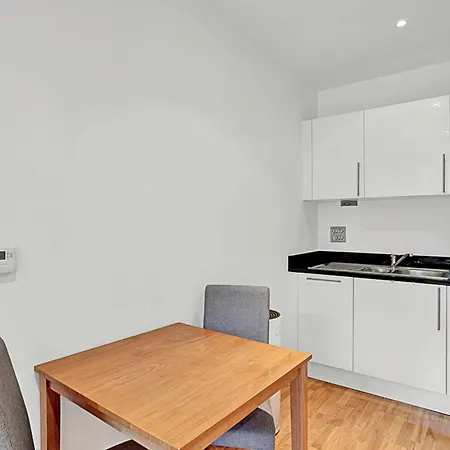 Urban Retreat Stylish 1-bed Bliss