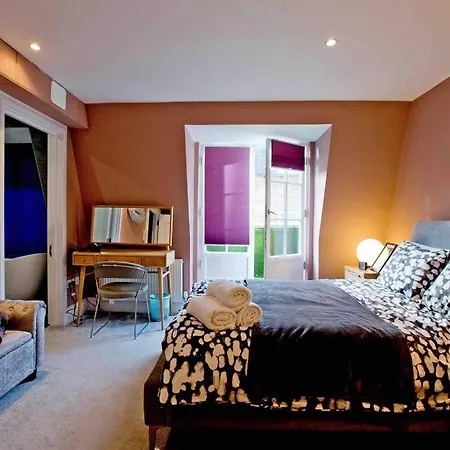 3 Bedroom Modern Townhouse Holiday home