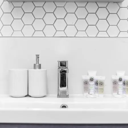 Appartamento Calling: 2br Flat With Chic Flair *