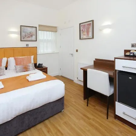 Apartment Ba Traders