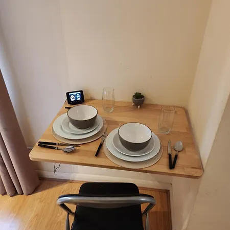 Apartment Uk Chaps Retreat: Private Chelsea *
