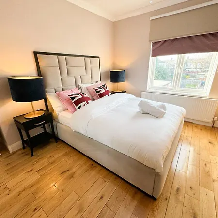 Beahive House *