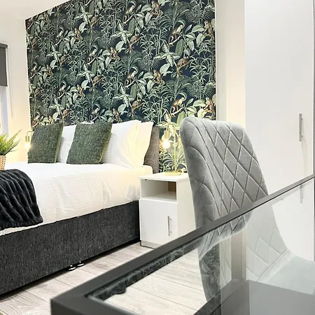 Modern Broadway -2 Mins To Tube & Well-equipped Apartman