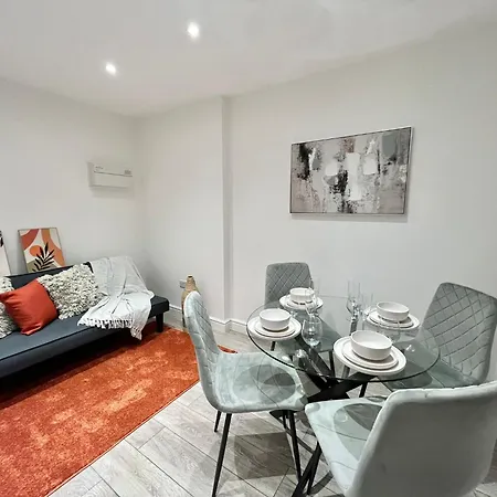 Apartman Modern Broadway -2 Mins To Tube & Well-equipped *