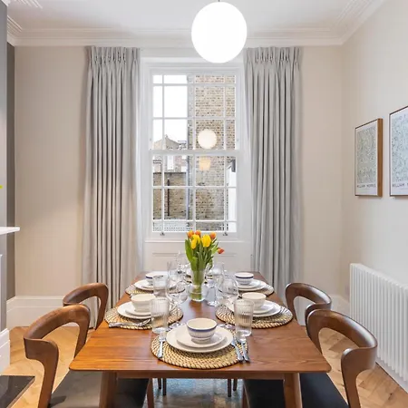 Guest Favorite Private With King Sized Bed And Garden Newly Renovated Apartment London
