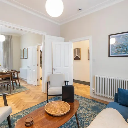 Apartment Guest Favorite Private With King Sized Bed And Garden Newly Renovated London