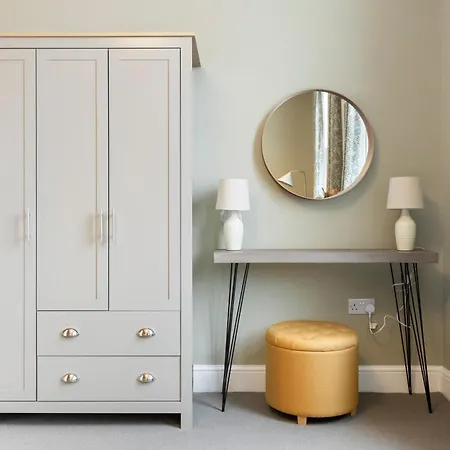 Apartment Guest Favorite Private With King Sized Bed And Garden Newly Renovated London