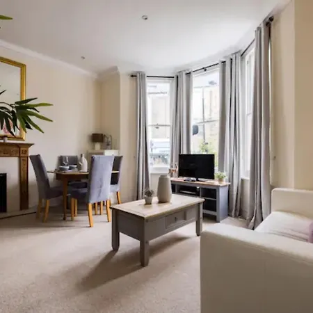 The West Kensington Collection Apartment London