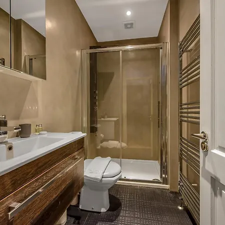 The West Kensington Collection Apartment