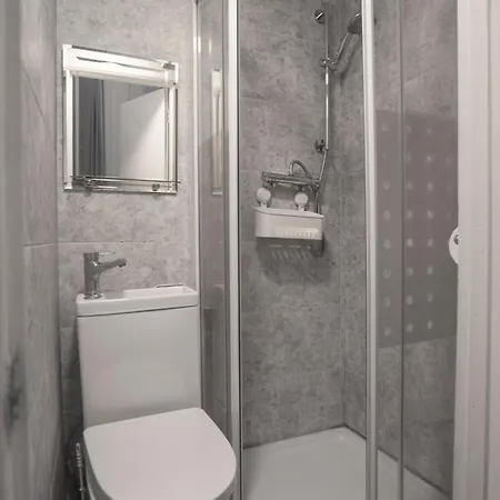 The Finsbury Guest house *