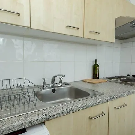 1 Bedroom *zone 1* Elephant And Castle * Londres