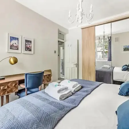 Apartment Pass The Keys - Modern Trendy Battersea