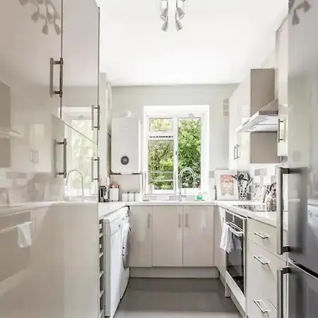Apartment Pass The Keys - Modern Trendy Battersea *