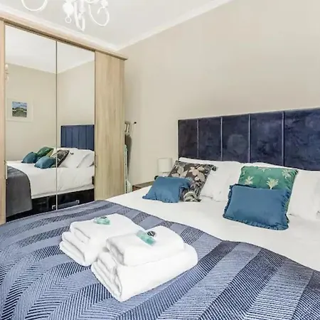 Apartment Pass The Keys - Modern Trendy Battersea London