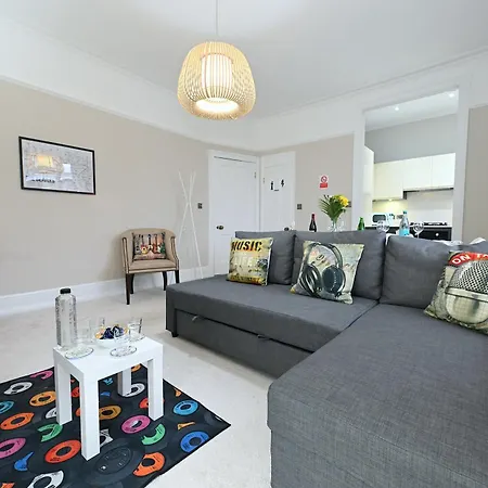 Holiday home Stunning 4 Bedroom Flat In Regent's Park - Abbey Rd