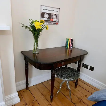 Stunning 4 Bedroom Flat In Regent's Park - Abbey Rd *