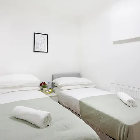 Eurostar Budget - Next To Kings Cross & Eurostar Train Station Penzion