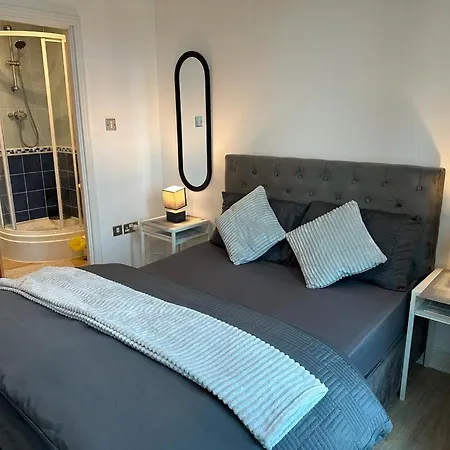 Cosy Views * London