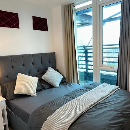 Cosy Views Apartment London