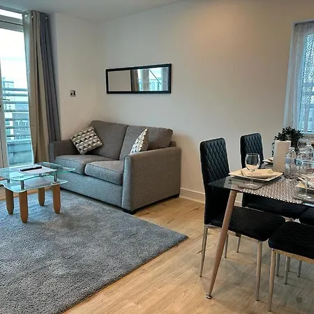 Apartment Cosy Views London