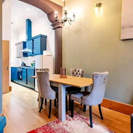 Apartment 2 Bedroom In Center Of London