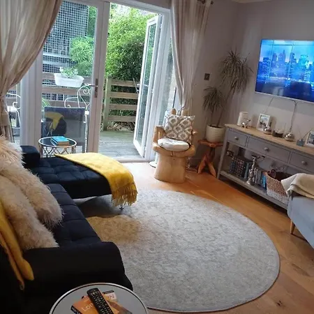 Lejlighed Three Bedroom By Beautiful Park