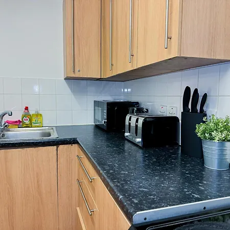 Hidden Gem: Quiet & Comfortable Apartment