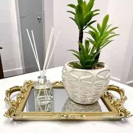 Apartment A Brilliant One Double Bedroom Flat