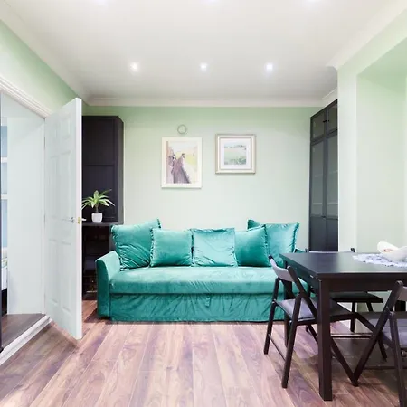 Appartamento Stylish 2 Bedrooms Flat Sleeps 6 & Garden Zone 2 Cls Londra