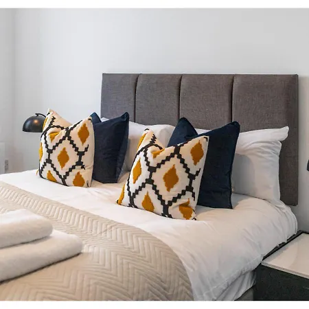 Sophisticated Living: 1-br Flat In *
