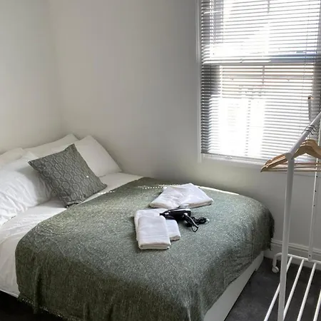 Comfy Private Bedrooms Near Euston, * London