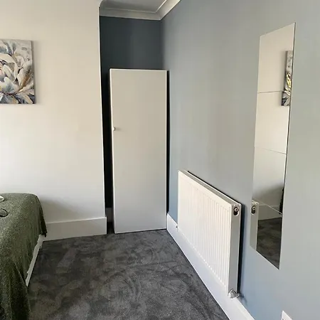 Comfy Private Bedrooms Near Euston, London