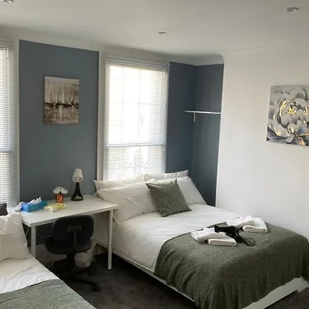 Comfy Private Bedrooms Near Euston,