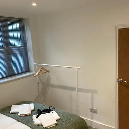 Comfy Private Bedrooms Near Euston, London