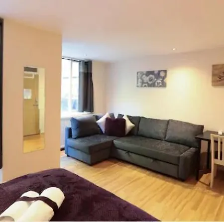 ホームステイ Comfy Bedrooms Near Euston Station - 1 Exmouth