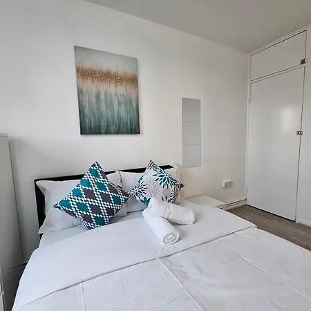 Guest house Whitechapel E1 London