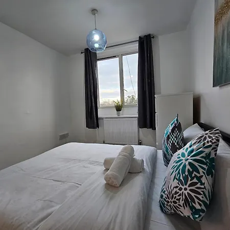 Guest house Whitechapel E1 London
