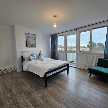 Guest house Whitechapel E1 London